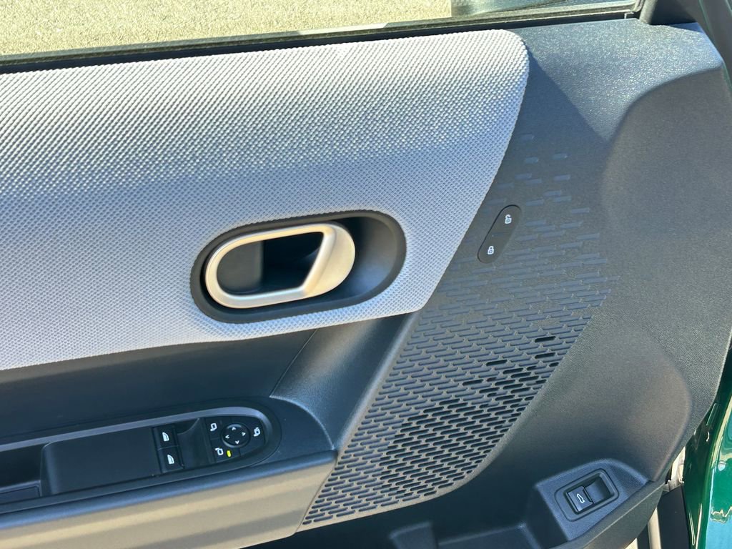 Used 2025 MINI Cooper S image 12