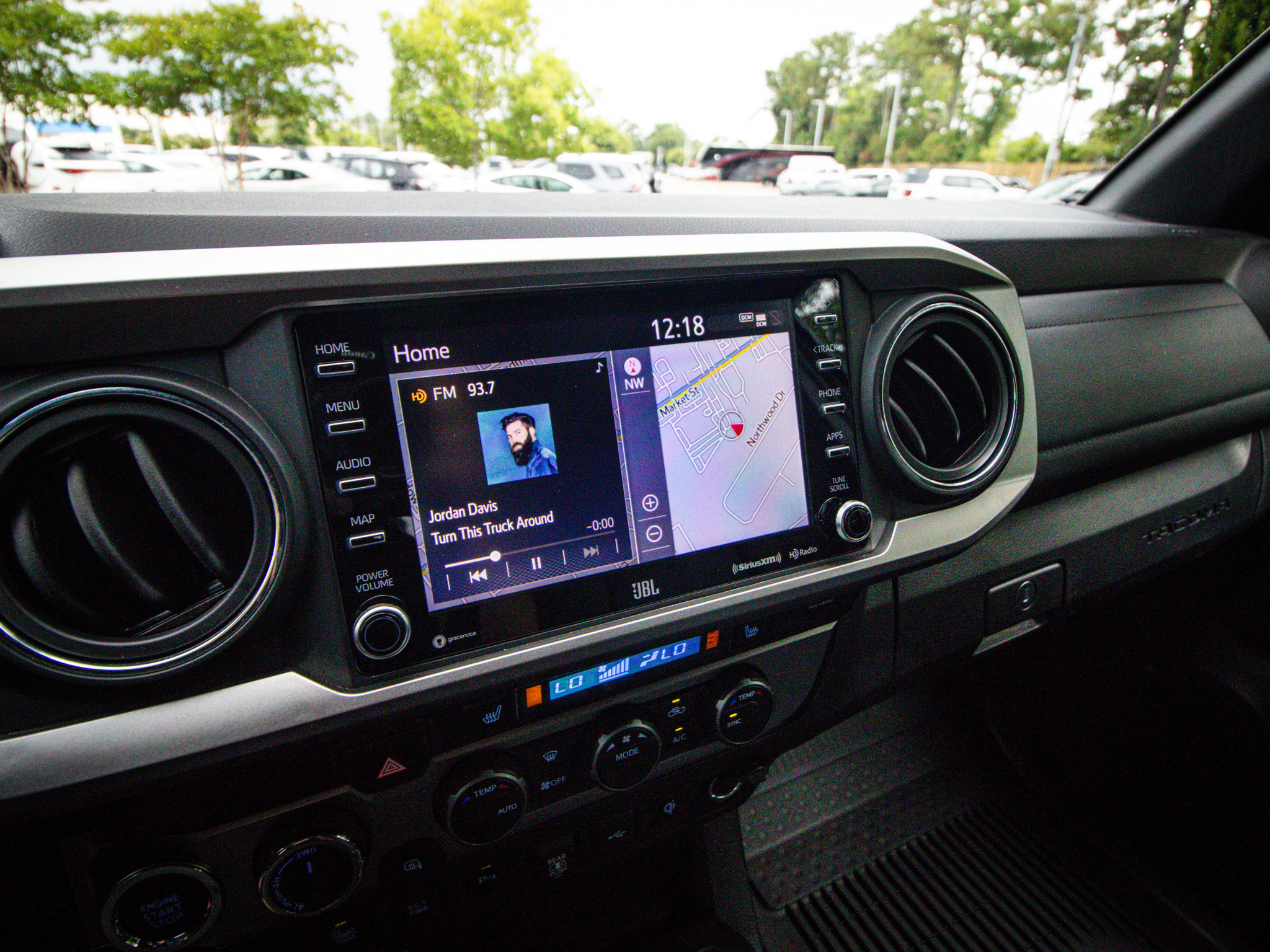 Used 2023 Toyota Tacoma Limited AWD/4WD image 23