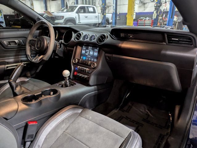 Used 2018 Ford Mustang Shelby GT350 w/ Convenience Package RWD image 13