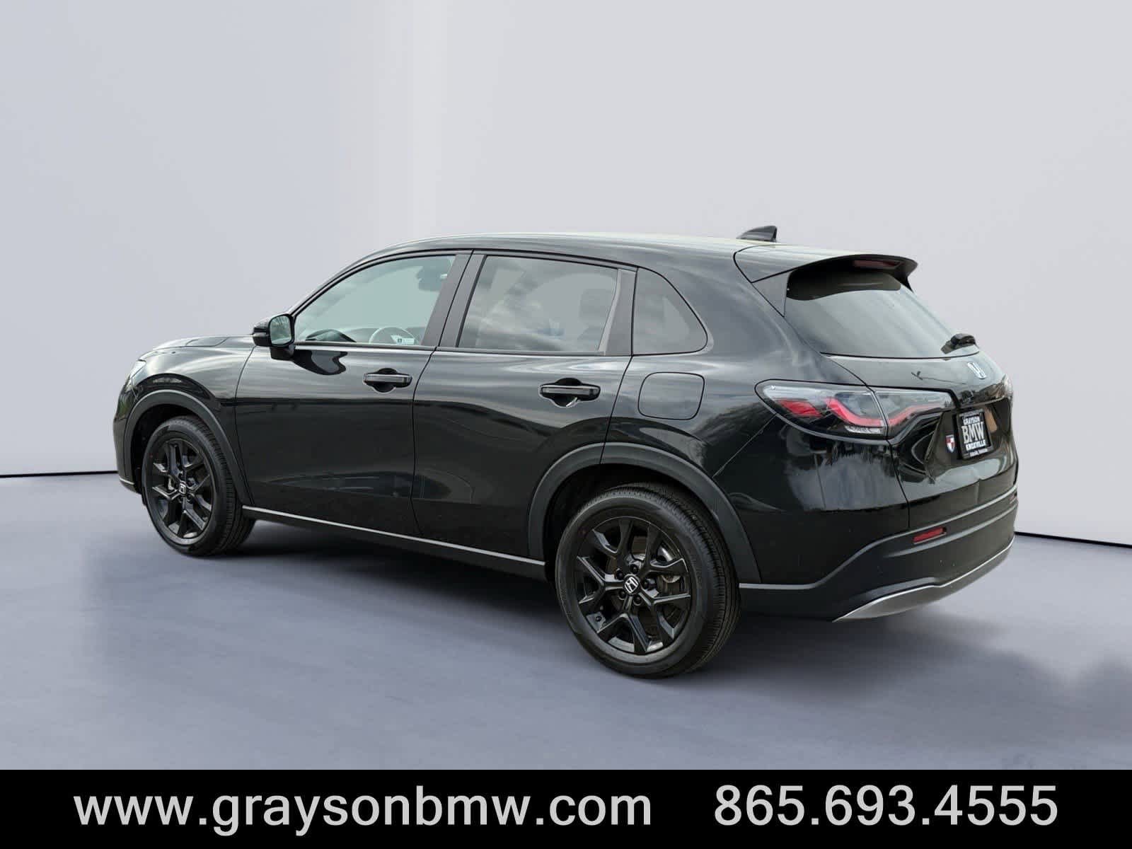 Used 2023 Honda HR-V Sport image 5