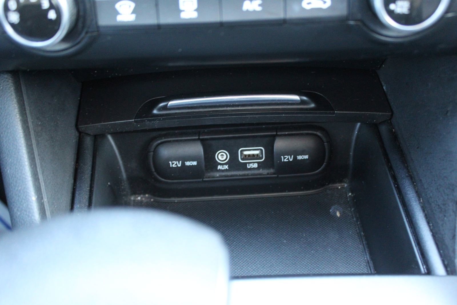 Used 2018 Kia Optima LX image 28