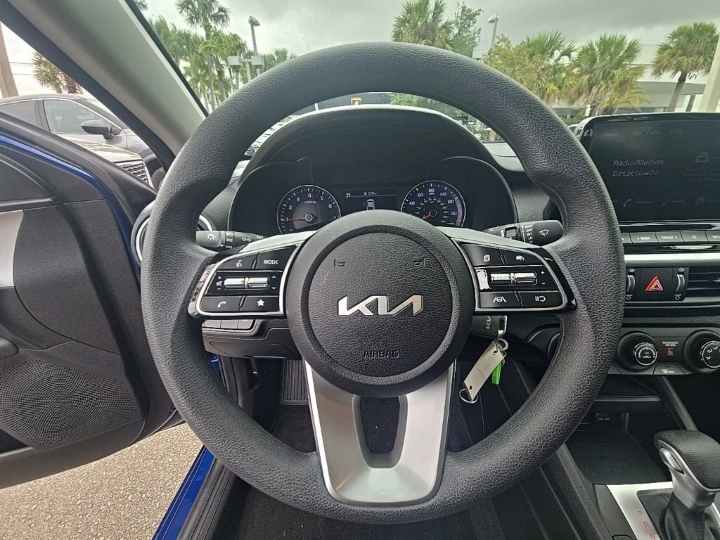 Used 2023 Kia Forte LXS w/ LXS Technology Package image 14