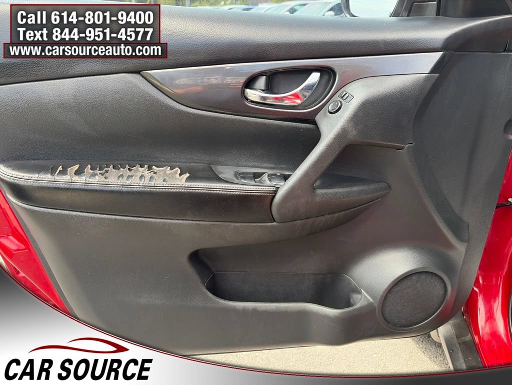 Used 2017 Nissan Rogue S FWD image 15