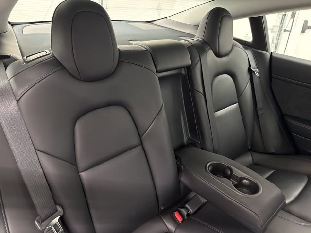 Used 2021 Tesla Model 3 Standard Range Plus image 20