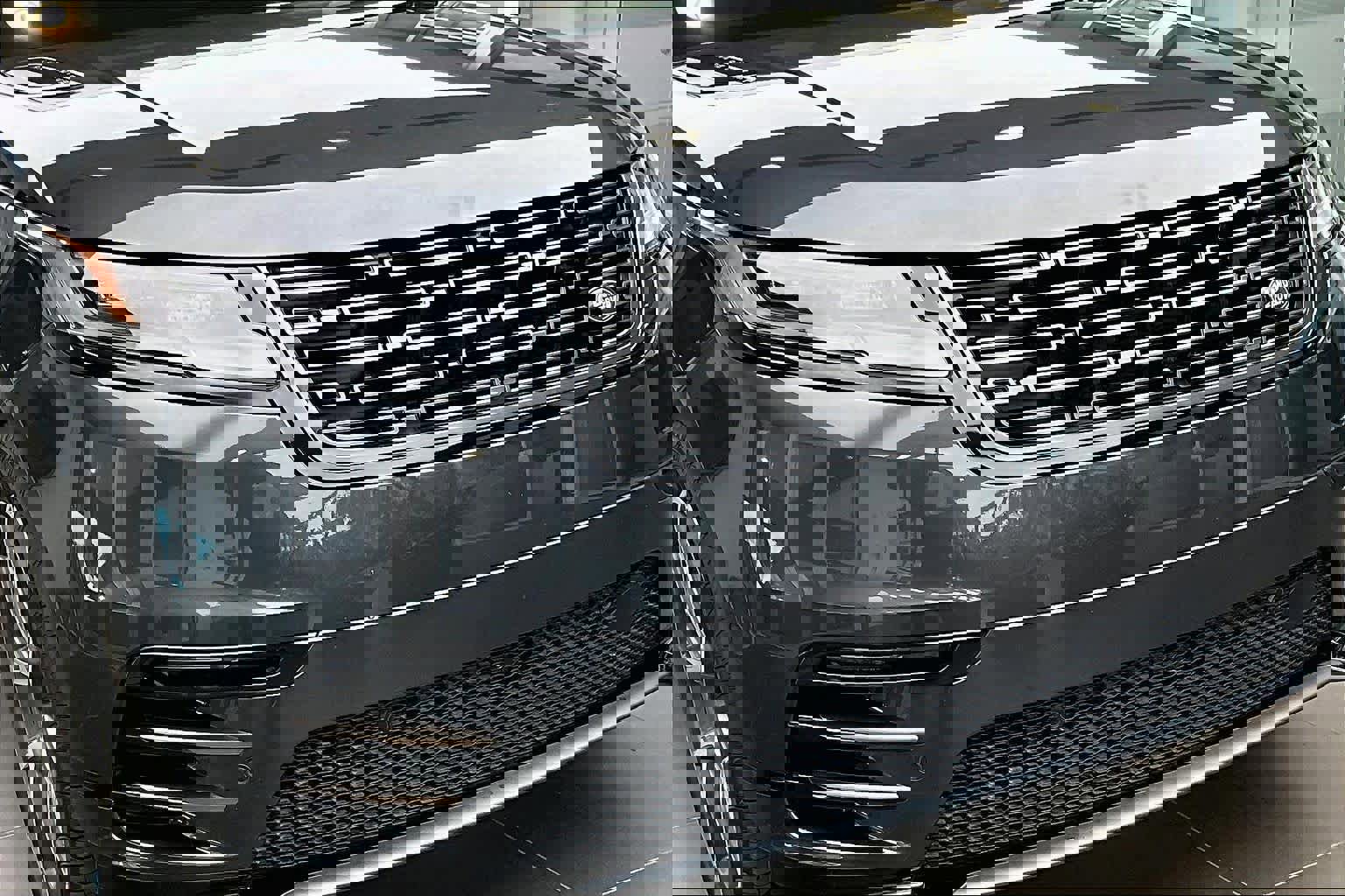 Used 2024 Land Rover Range Rover Velar Dynamic SE image 32