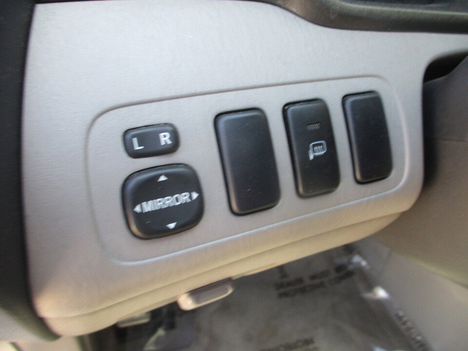 Used 2003 Toyota Highlander Limited FWD image 28