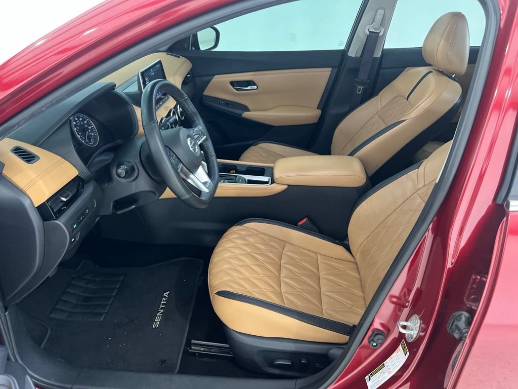 Used 2022 Nissan Sentra SV w/ SV Premium Package FWD image 18