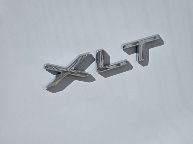 Used 2023 Ford Transit 350 XLT image 14