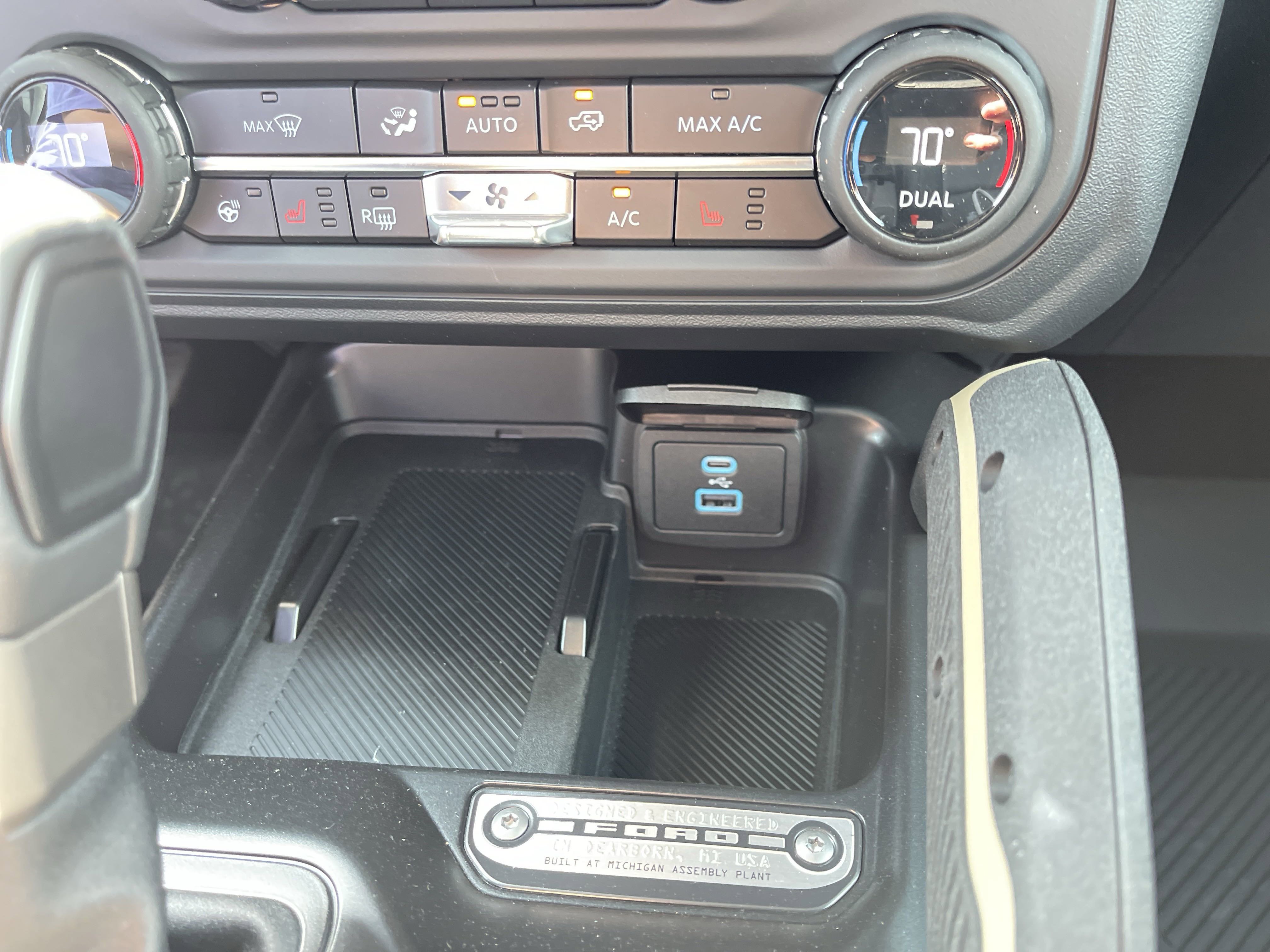 New 2025 Ford Bronco Badlands image 27