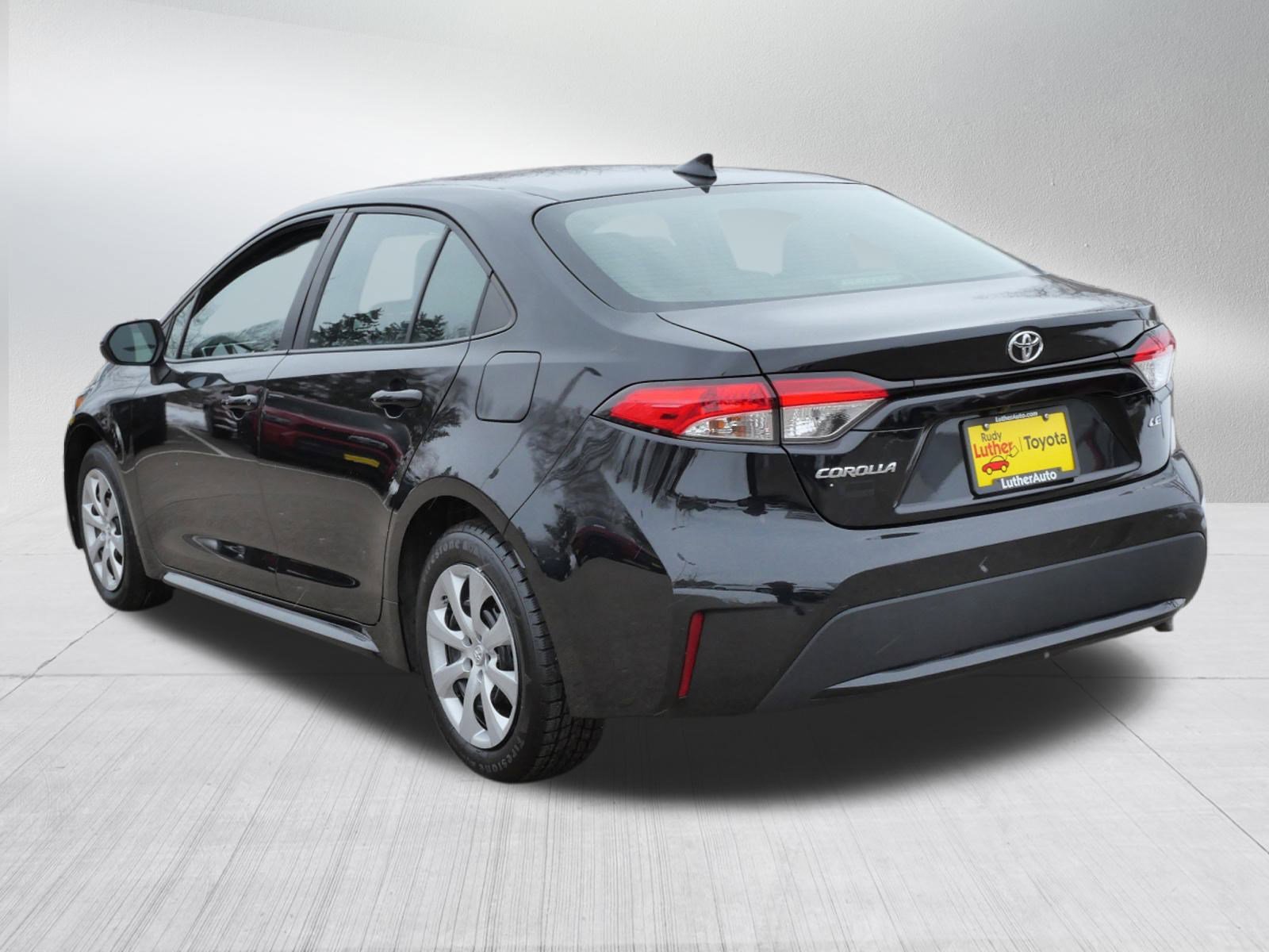 Certified 2022 Toyota Corolla LE image 6