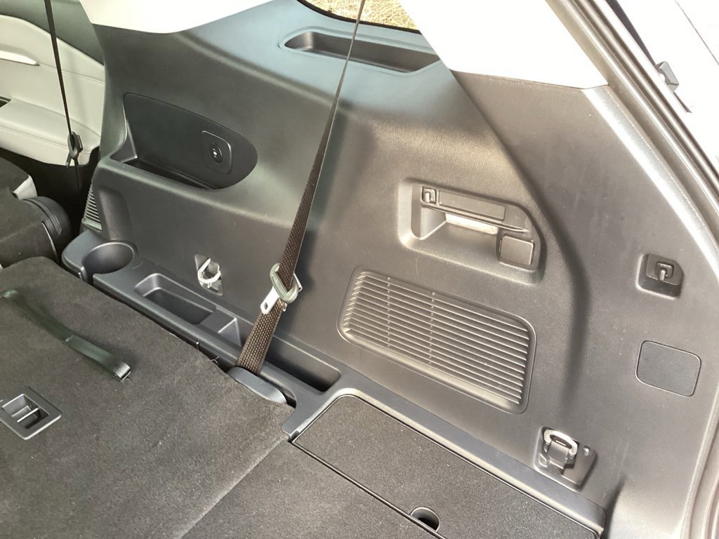 Used 2025 Ford Explorer Active w/ Active Comfort Package image 14