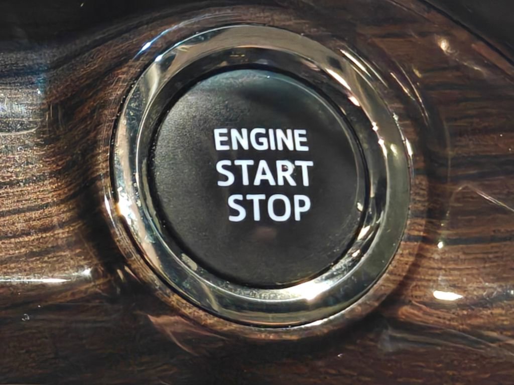 Used 2013 Toyota Avalon XLE Touring image 12