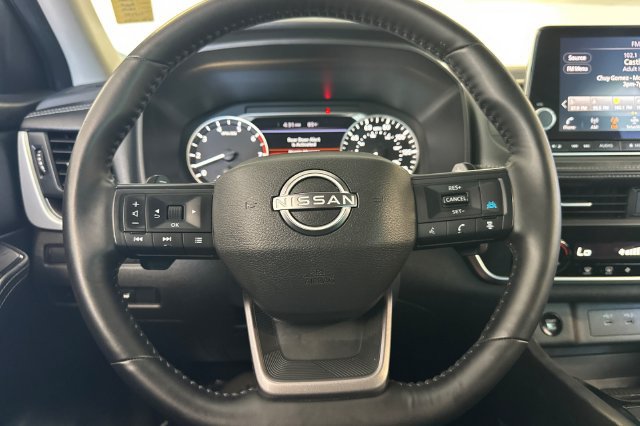 Used 2025 Nissan Rogue SV AWD/4WD image 26