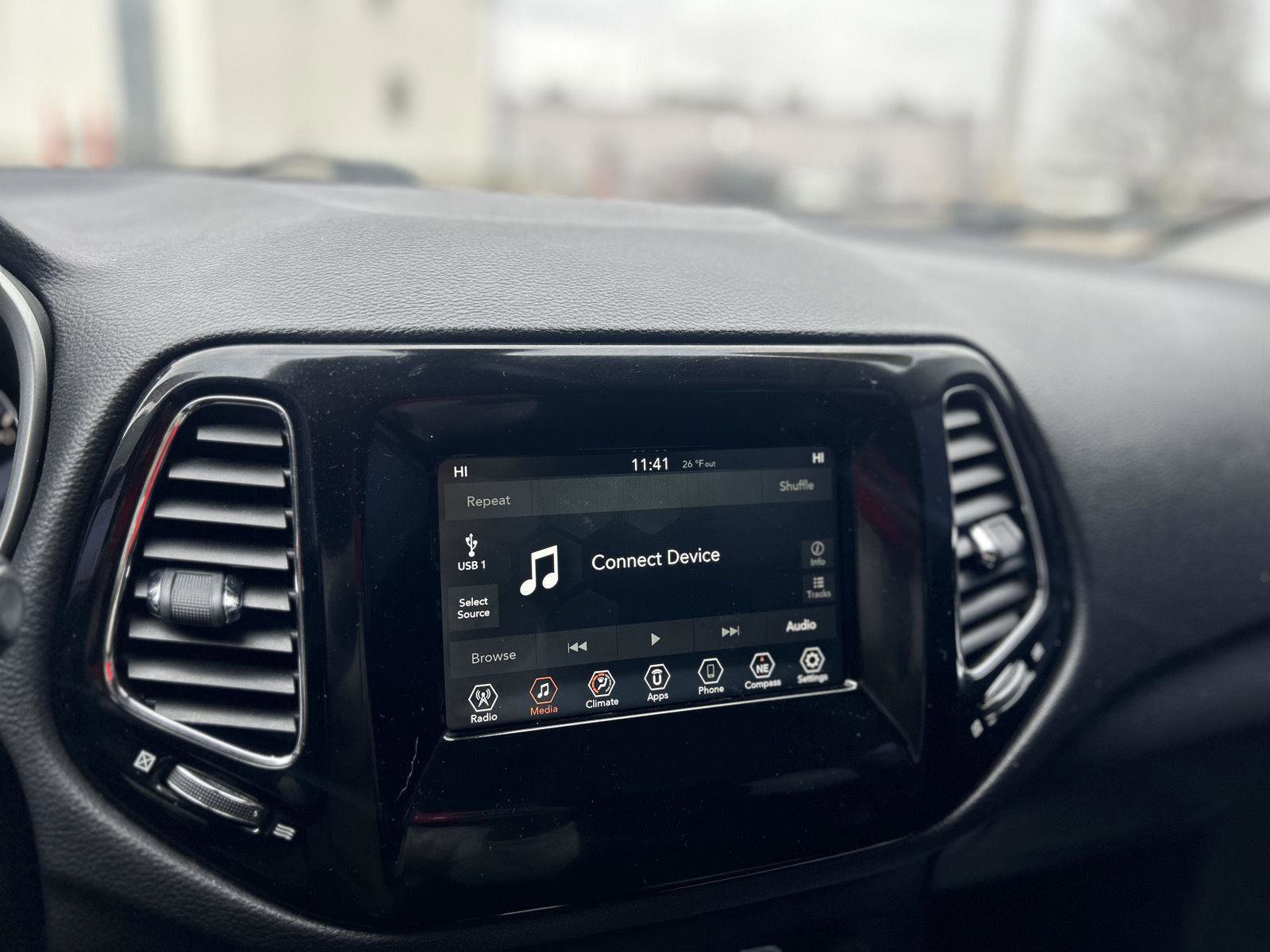 Used 2019 Jeep Compass Altitude image 21