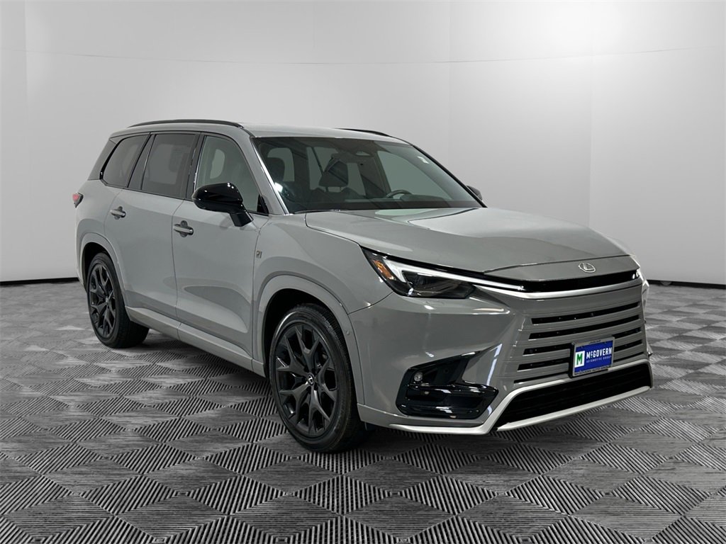 Used 2024 Lexus TX 500h AWD image 3