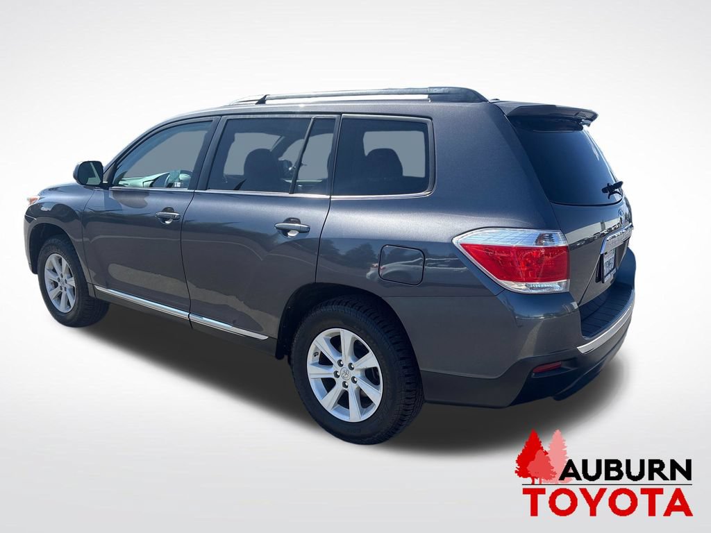 Used 2013 Toyota Highlander SE FWD image 7