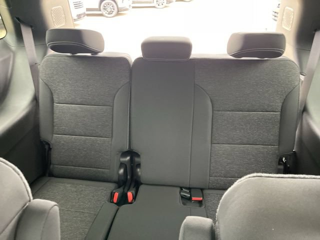 New 2026 Chevrolet Traverse LT w/ Driver Confidence Package FWD image 23