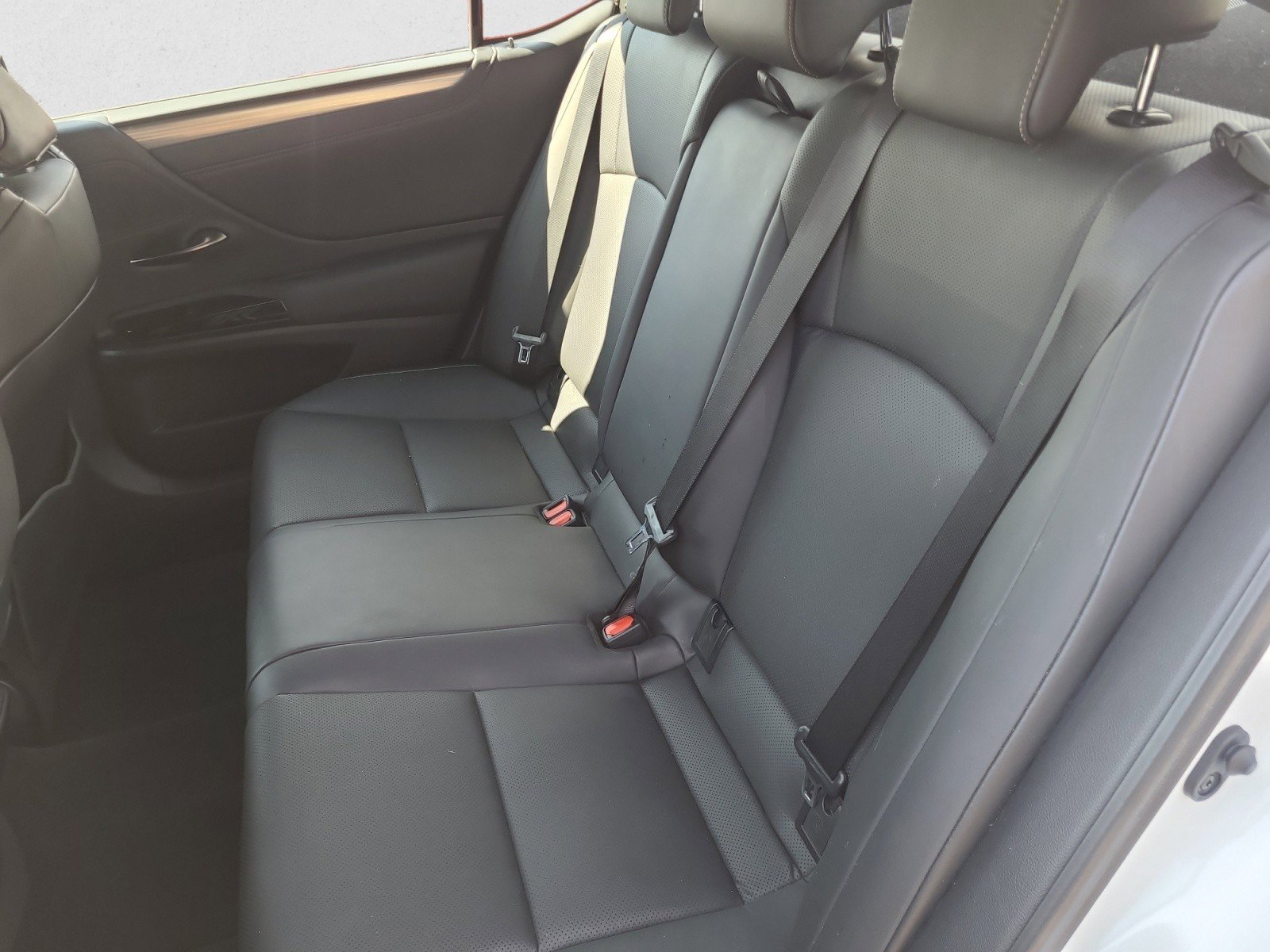 Used 2023 Lexus ES 350 F Sport image 19