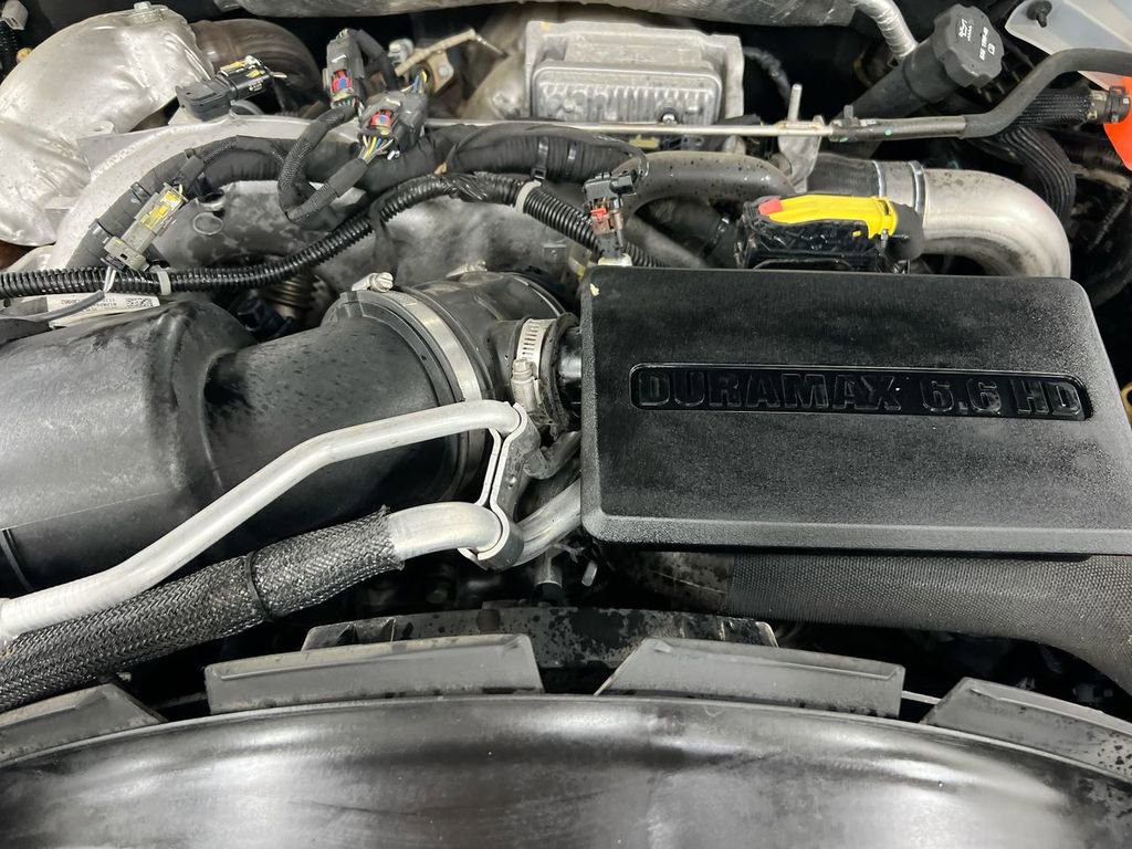 Used 2020 Chevrolet Silverado 2500 LTZ image 23