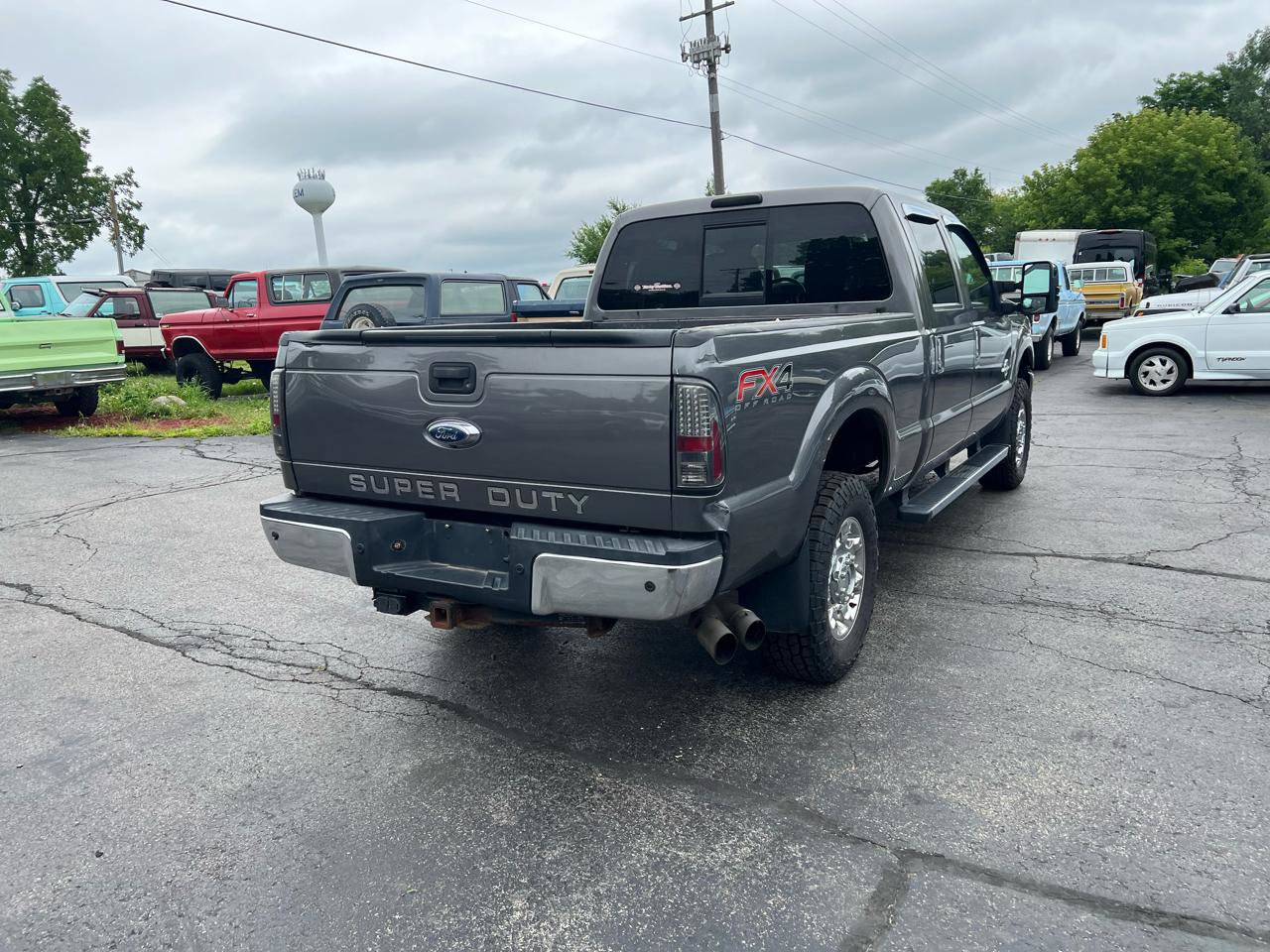 Used 2013 Ford F350 Lariat w/ Chrome Pkg AWD/4WD image 4
