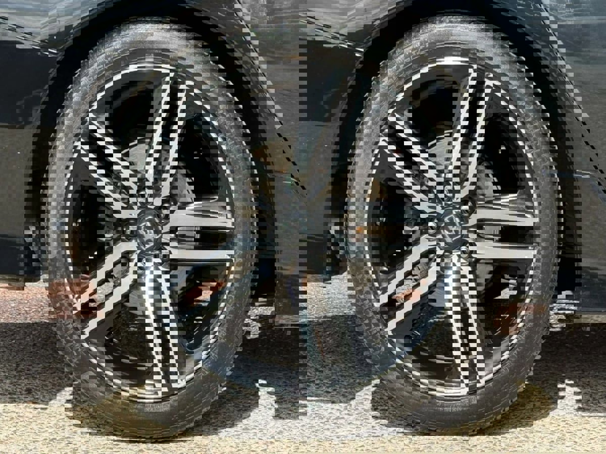 Used 2016 Honda Accord Touring image 26