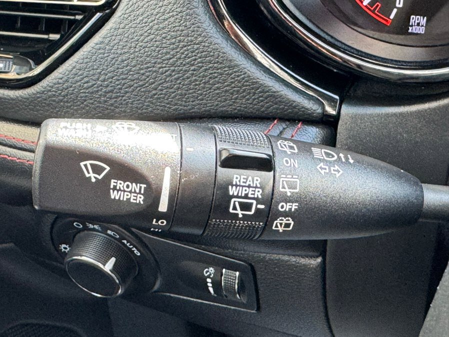 Used 2024 Dodge Durango GT image 19