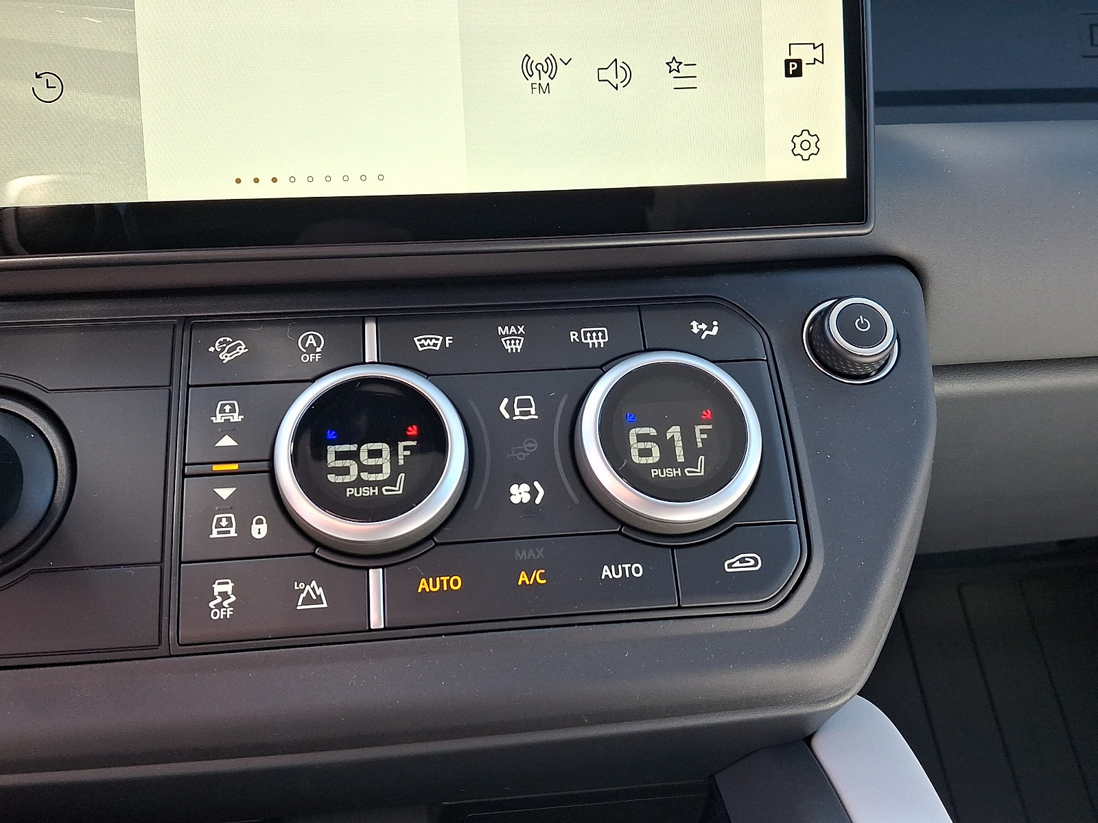 New 2026 Land Rover Defender 110 S AWD/4WD image 14