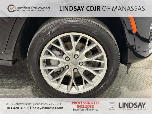 Certified 2022 Jeep Grand Cherokee Summit w/ Luxury Tech Group V image 8