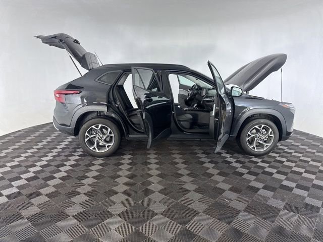 Used 2024 Chevrolet Trax LT w/ Driver Confidence Package image 15