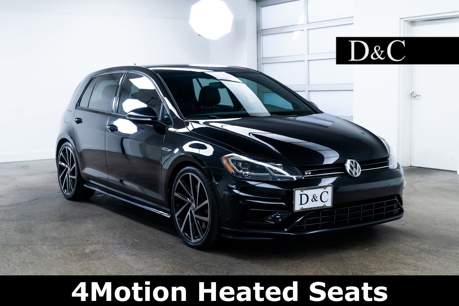 Used 2019 Volkswagen Golf R 4-Door image 1