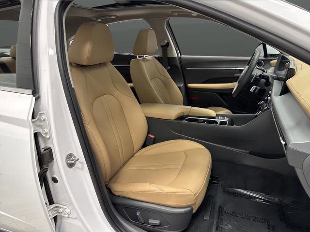 Used 2025 Hyundai Sonata Limited image 30