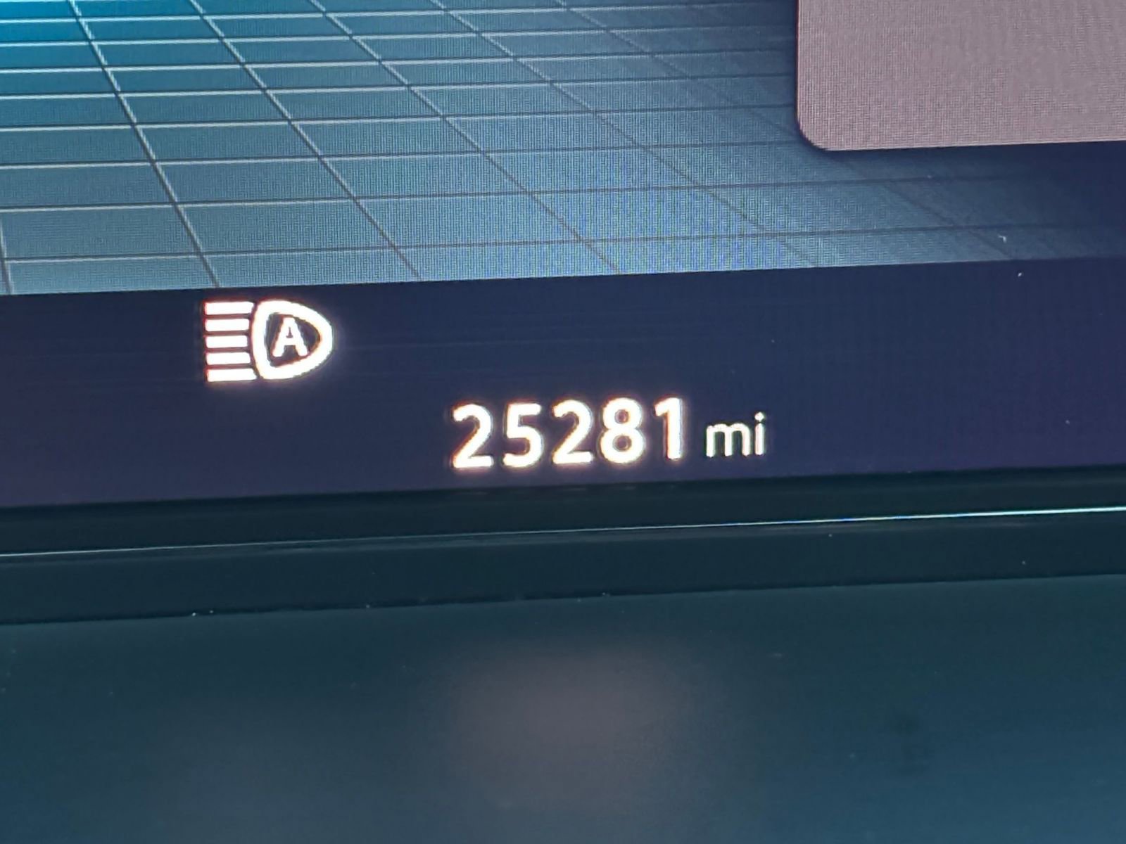 Used 2025 Volkswagen Atlas Cross Sport SE FWD image 42