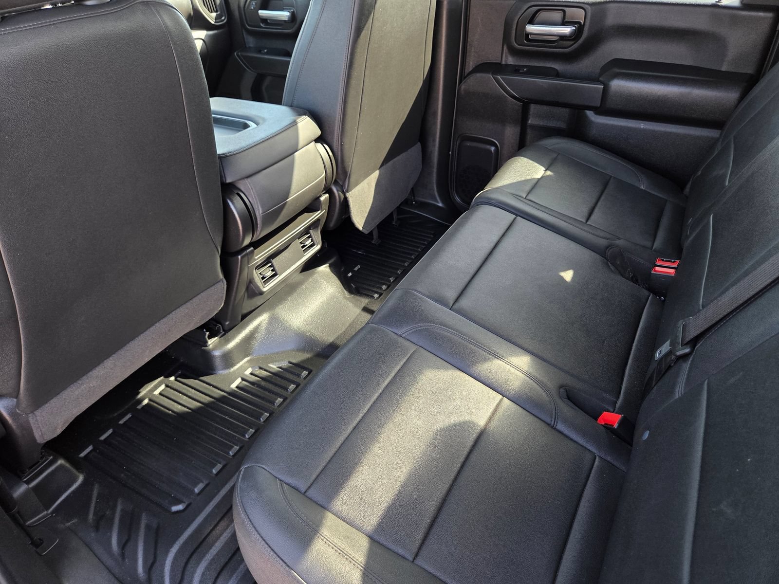 Used 2024 GMC Sierra 3500 Pro AWD/4WD image 26