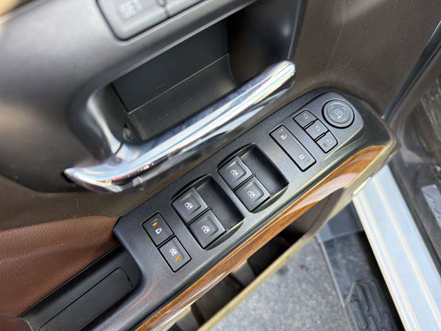 Used 2019 Chevrolet Silverado 2500 High Country image 35