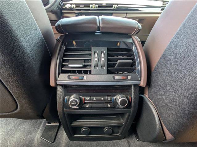 Used 2018 BMW X5 xDrive50i w/ M Sport Package AWD/4WD image 18