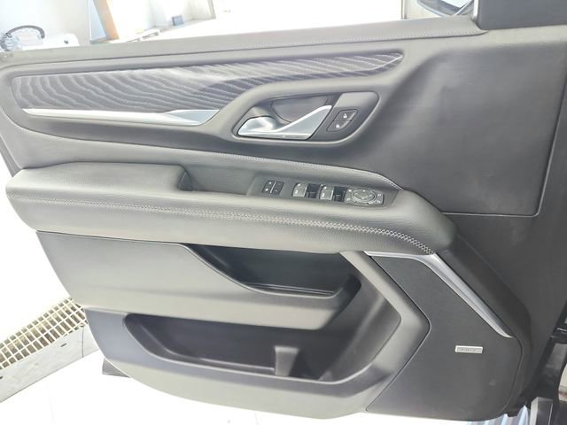 Used 2021 GMC Yukon XL Denali w/ Denali Premium Package image 37