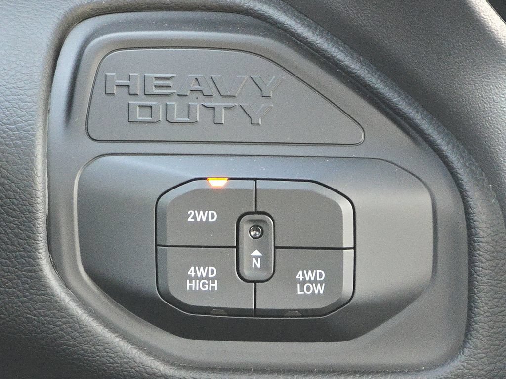 New 2027 RAM 2500 Big Horn AWD/4WD image 31