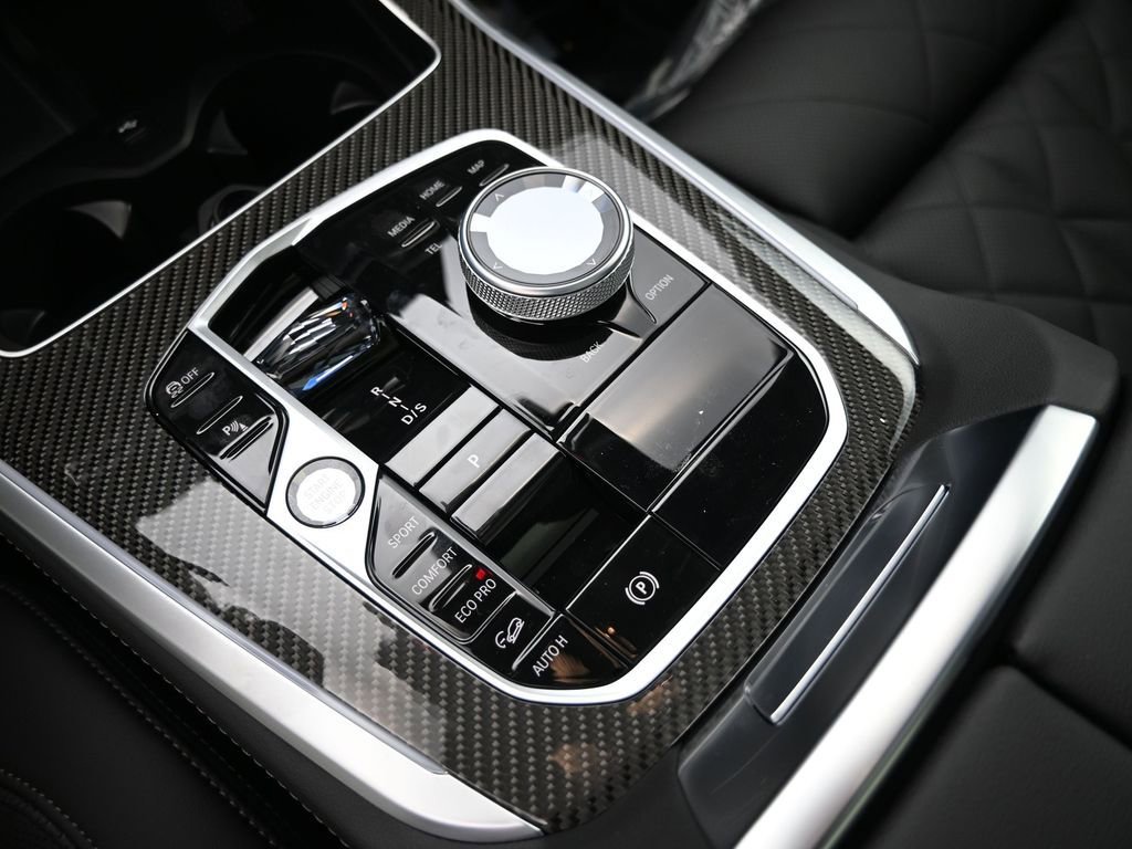 New 2026 BMW X5 M60i AWD/4WD image 17