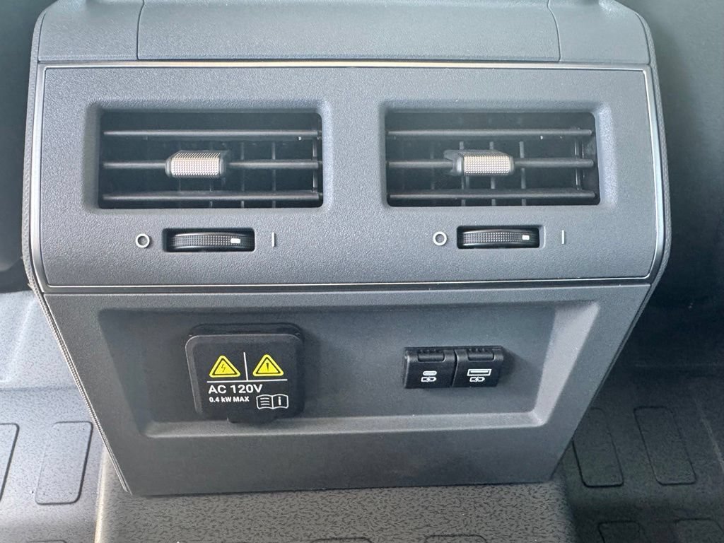 New 2026 INEOS Grenadier Station Wagon AWD/4WD image 18