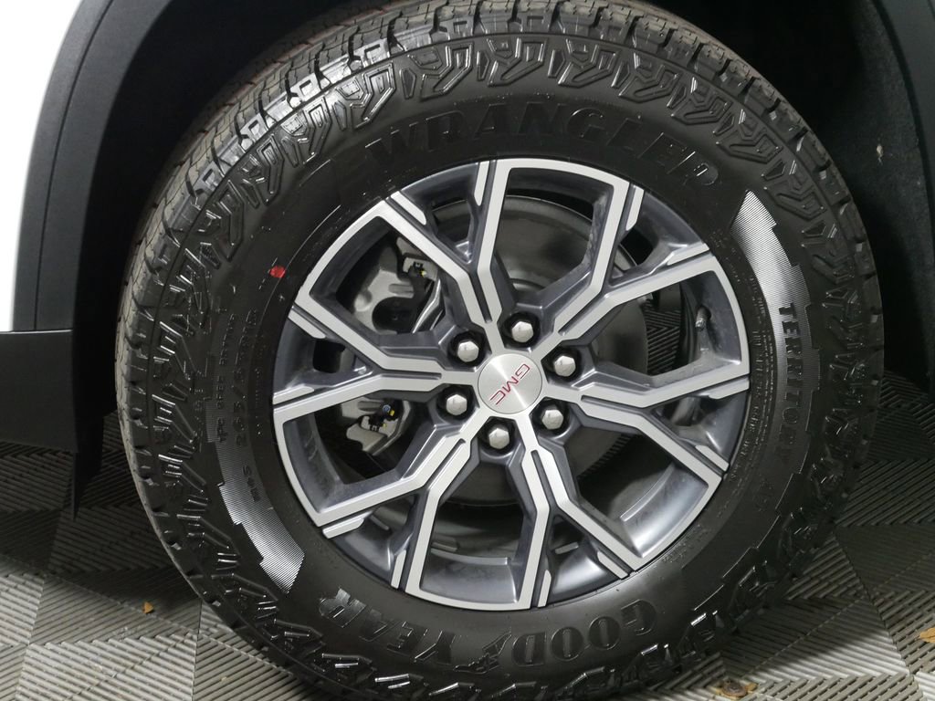 New 2026 GMC Acadia AT4 AWD/4WD image 12