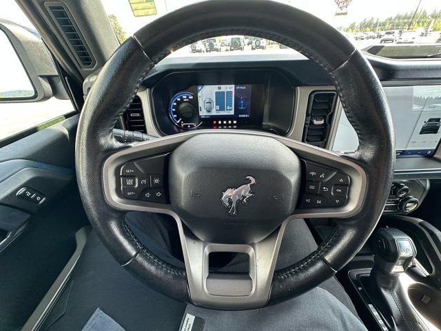 Used 2021 Ford Bronco Outer Banks AWD/4WD image 12