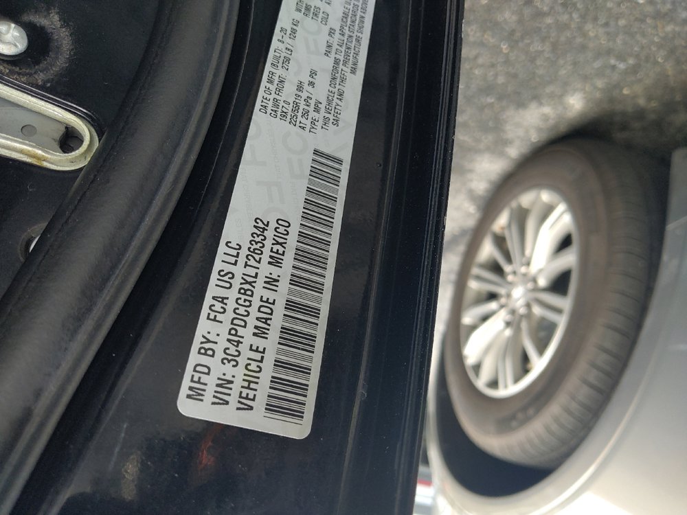 Used 2020 Dodge Journey Crossroad FWD image 33