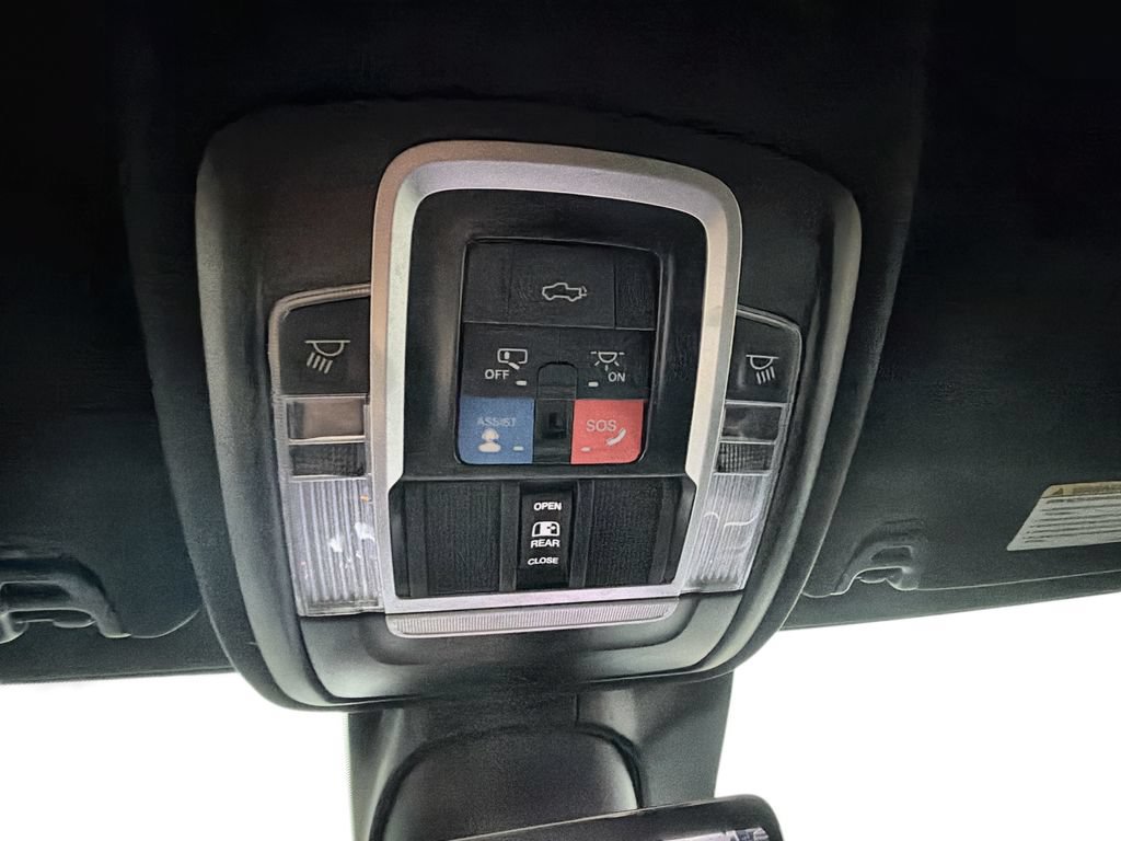 Used 2023 RAM 2500 Limited AWD/4WD image 19