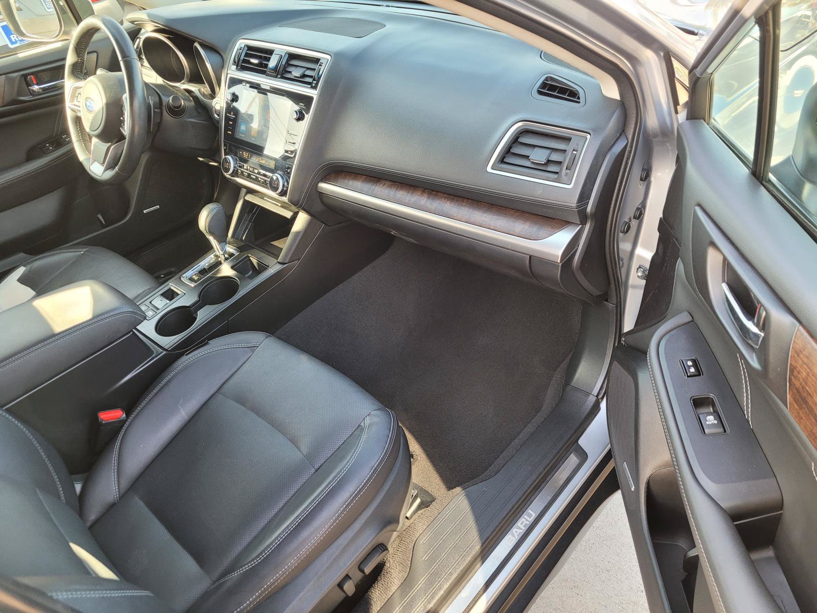 Used 2018 Subaru Outback 2.5i Limited AWD/4WD image 24