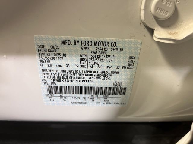 Used 2023 Ford Explorer XLT w/ Equipment Group 202A image 30
