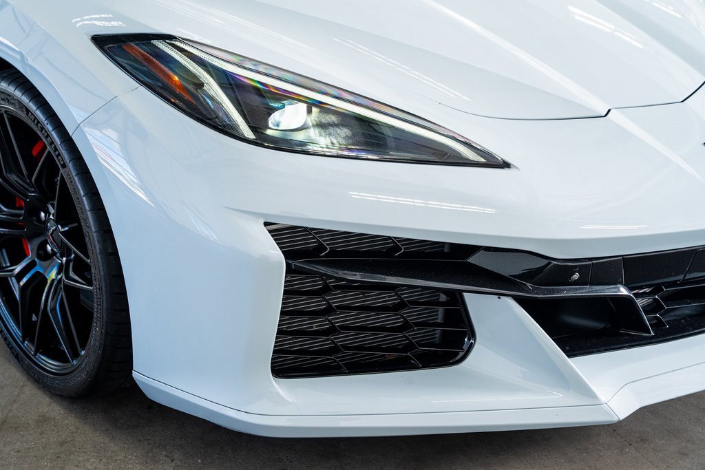 Used 2023 Chevrolet Corvette Z06 w/ Stealth Interior Trim Package image 17