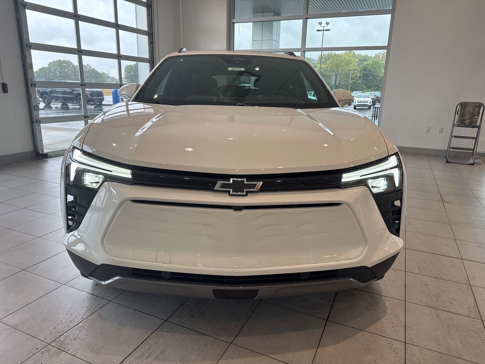 New 2026 Chevrolet Blazer EV LT AWD/4WD image 2