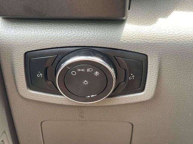 Used 2019 Ford F550 4x4 Regular Cab Super Duty w/ XL Value Package image 32