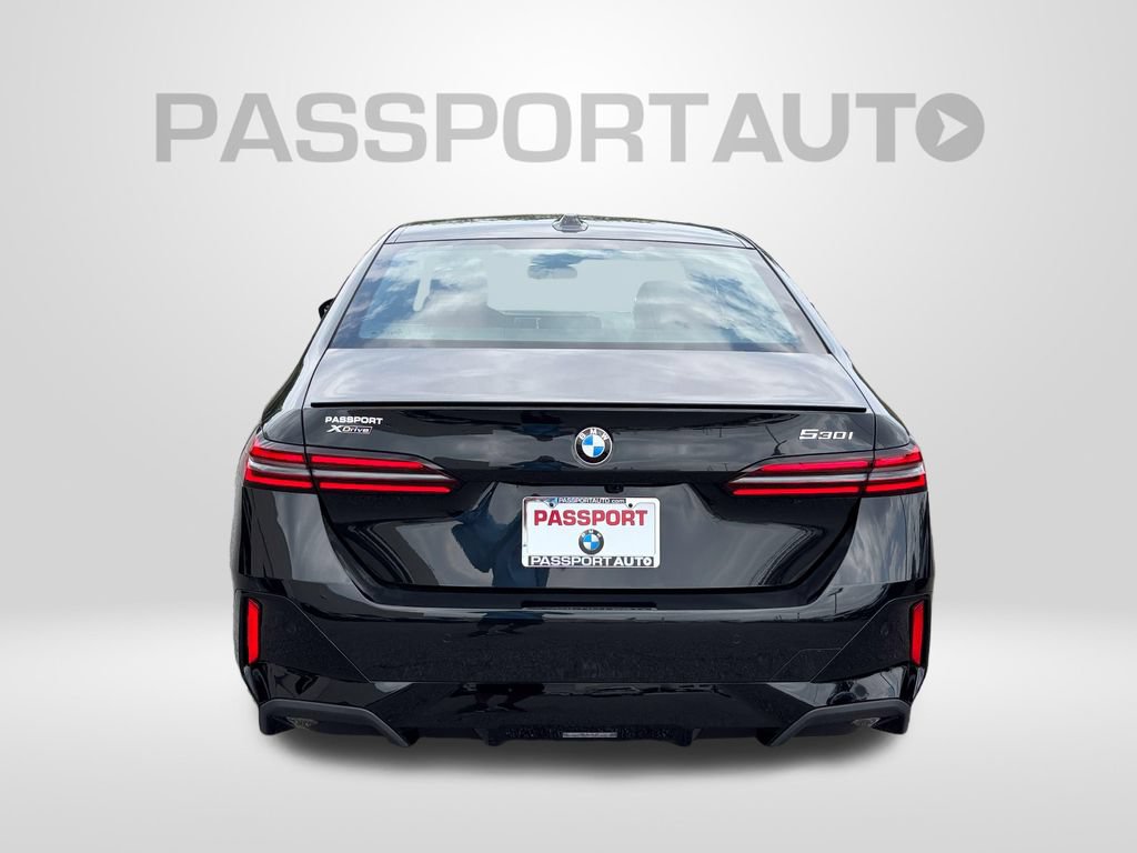 New 2027 BMW 530i xDrive w/ M Sport Package AWD/4WD image 5