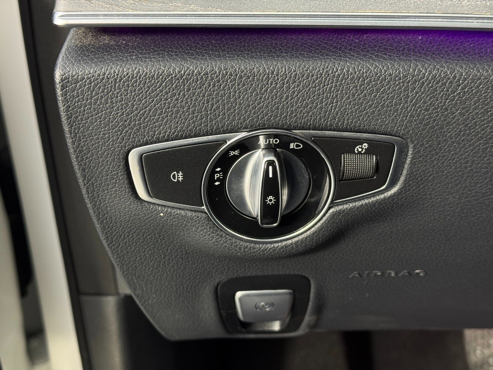 Used 2021 Mercedes-Benz E 350 Sedan w/ Premium Package image 18